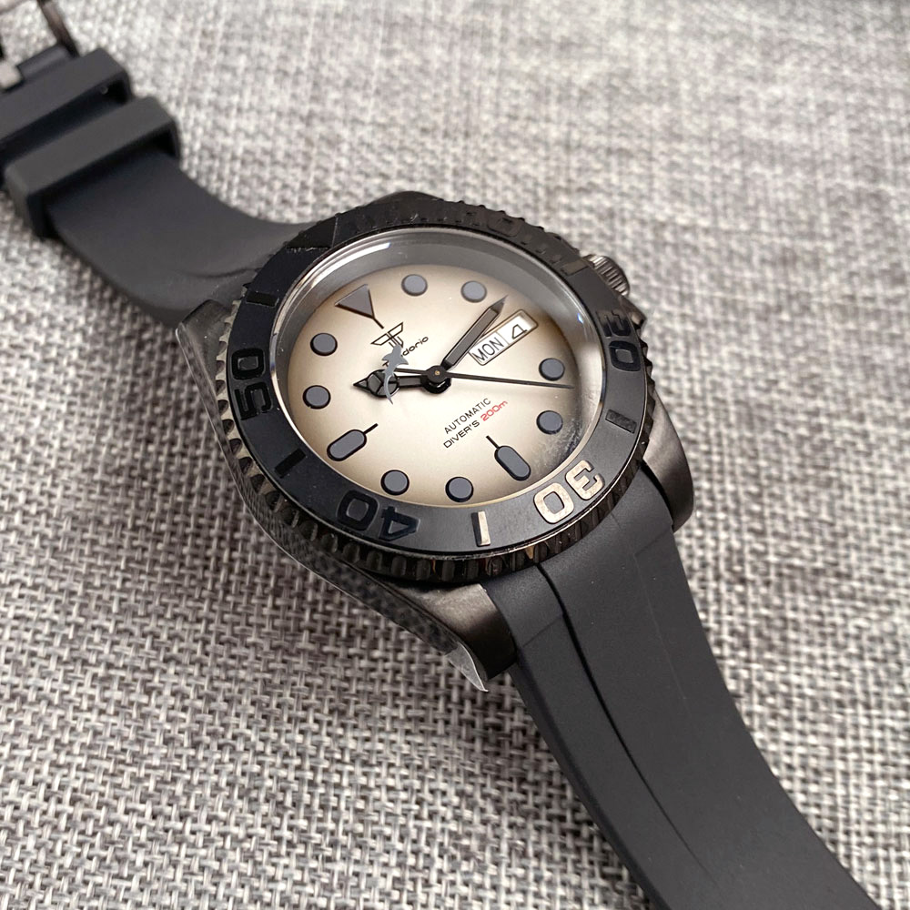 Tandorio 200M Waterproof NH36A - Rubber Strap Diver review and price